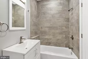 2007 E Susquehanna Ave, Philadelphia, PA 19125 - Photo 15