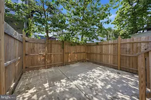 1763 N 27th St, Philadelphia, PA 19121 - Photo 9