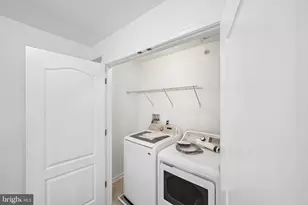 2211 Roma Dr, Philadelphia, PA 19145 - Photo 33