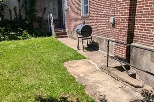 412 E Walnut Ln, Philadelphia, PA 19144 - Photo 3
