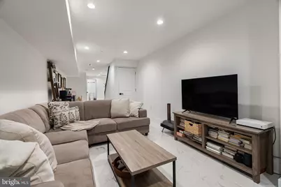 2409 Oakford Street, Philadelphia, PA 19146 - Photo 25
