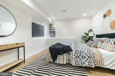 1437 S 8th Street, Philadelphia, PA 19147 - Photo 29