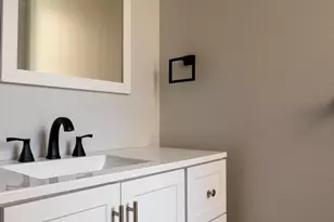 1252 S 28th St, Philadelphia, PA 19146 - Photo 15