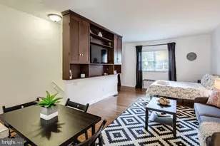 2013 Waverly St, Philadelphia, PA 19146 - Photo 5
