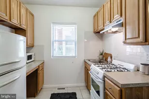 2013 Waverly St, Philadelphia, PA 19146 - Photo 11