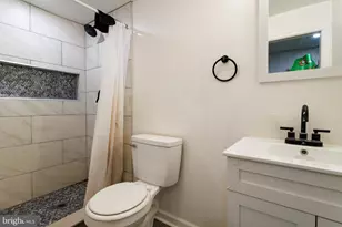 5734 Dunlap St, Philadelphia, PA 19131 - Photo 13
