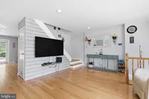 12740 Hollins Rd, Philadelphia, PA 19154 - Photo 5