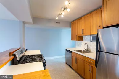 1728 Mount Vernon Street #4, Philadelphia, PA 19130 - Photo 7
