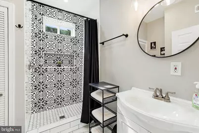 1319 W Wyoming Avenue, Philadelphia, PA 19140 - Photo 21