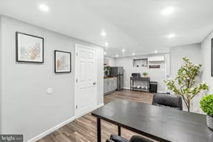 1319 W Wyoming Ave, Philadelphia, PA 19140 - Photo 11