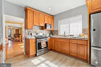 1421 W Fisher Avenue, Philadelphia, PA 19141 - Photo 11