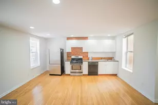 126 W Laurel St, Philadelphia, PA 19123 - Photo 5