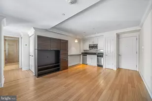 1701 Locust St, Philadelphia, PA 19103 - Photo 9