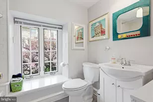 509 E Roumfort Rd, Philadelphia, PA 19119 - Photo 27