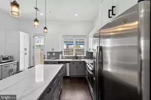 2229 N Hope St, Philadelphia, PA 19133 - Photo 9