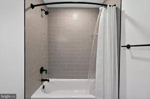 2229 N Hope St, Philadelphia, PA 19133 - Photo 23