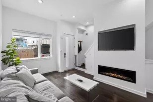 2229 N Hope St, Philadelphia, PA 19133 - Photo 3