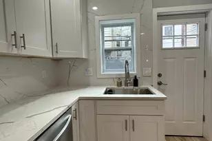 2638 Wilder St, Philadelphia, PA 19146 - Photo 9