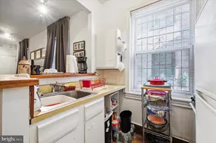 1815 Pine St, Philadelphia, PA 19103 - Photo 9
