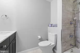 808 Carpenter St, Philadelphia, PA 19147 - Photo 21