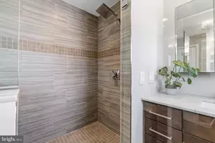 808 Carpenter St, Philadelphia, PA 19147 - Photo 31