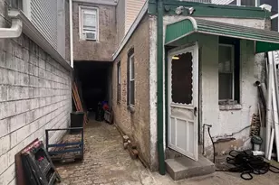 1217 E Fletcher St, Philadelphia, PA 19125 - Photo 17