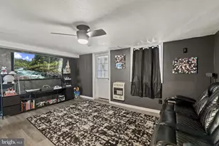 3329 Morning Glory Rd, Philadelphia, PA 19154 - Photo 27