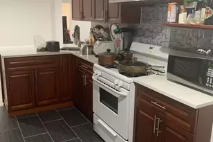 2440 S 9th St, Philadelphia, PA 19148 - Photo 39