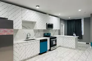2440 S 9th St, Philadelphia, PA 19148 - Photo 9