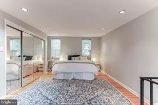 716 S 21st St, Philadelphia, PA 19146 - Photo 9