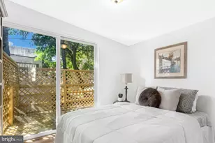 1036 Montrose St, Philadelphia, PA 19147 - Photo 13