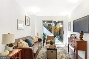 1036 Montrose St, Philadelphia, PA 19147 - Photo 7