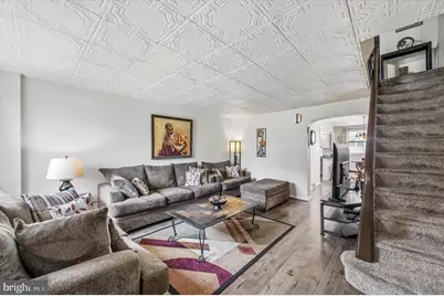 339 E Claremont Road, Philadelphia, PA 19120 - Photo 5