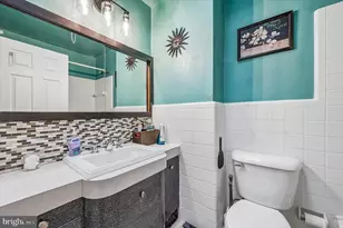 339 E Claremont Rd, Philadelphia, PA 19120 - Photo 11