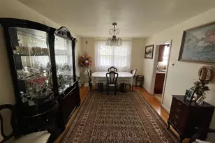 2026 Stanwood St, Philadelphia, PA 19152 - Photo 5