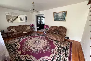 2026 Stanwood St, Philadelphia, PA 19152 - Photo 3