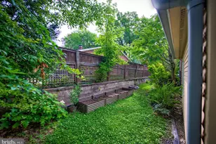 307 E Roumfort Rd, Philadelphia, PA 19119 - Photo 17