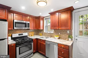 1804 Montrose St, Philadelphia, PA 19146 - Photo 11