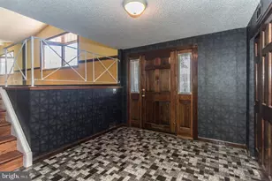 9316 Laramie Rd, Philadelphia, PA 19115 - Photo 3