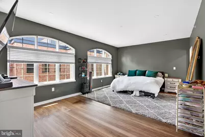 2411 Innovator Way, Philadelphia, PA 19146 - Photo 17