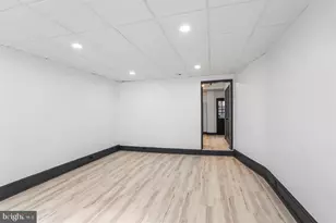 819 S 2nd St, Philadelphia, PA 19147 - Photo 3