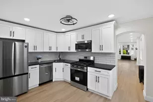 7222 Lawndale St, Philadelphia, PA 19111 - Photo 15