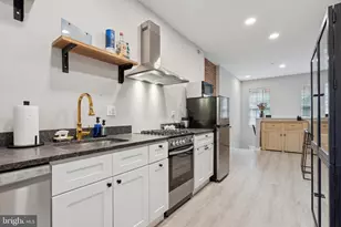2006 Pine St, Philadelphia, PA 19103 - Photo 3