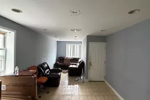 6521 Woodland Ave, Philadelphia, PA 19142 - Photo 11