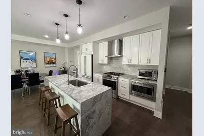 1212 E Susquehanna Avenue #E, Philadelphia, PA 19125 - Photo 17