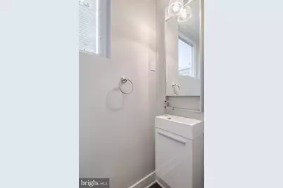 1212 E Susquehanna Avenue #E, Philadelphia, PA 19125 - Photo 13