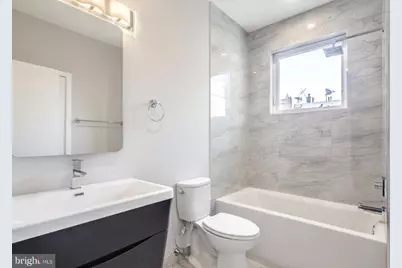 1212 E Susquehanna Avenue #E, Philadelphia, PA 19125 - Photo 9