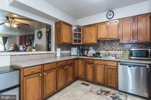 8023 Chelwynde Ave, Philadelphia, PA 19153 - Photo 23