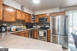8023 Chelwynde Ave, Philadelphia, PA 19153 - Photo 25