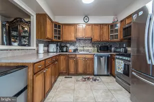 8023 Chelwynde Ave, Philadelphia, PA 19153 - Photo 31